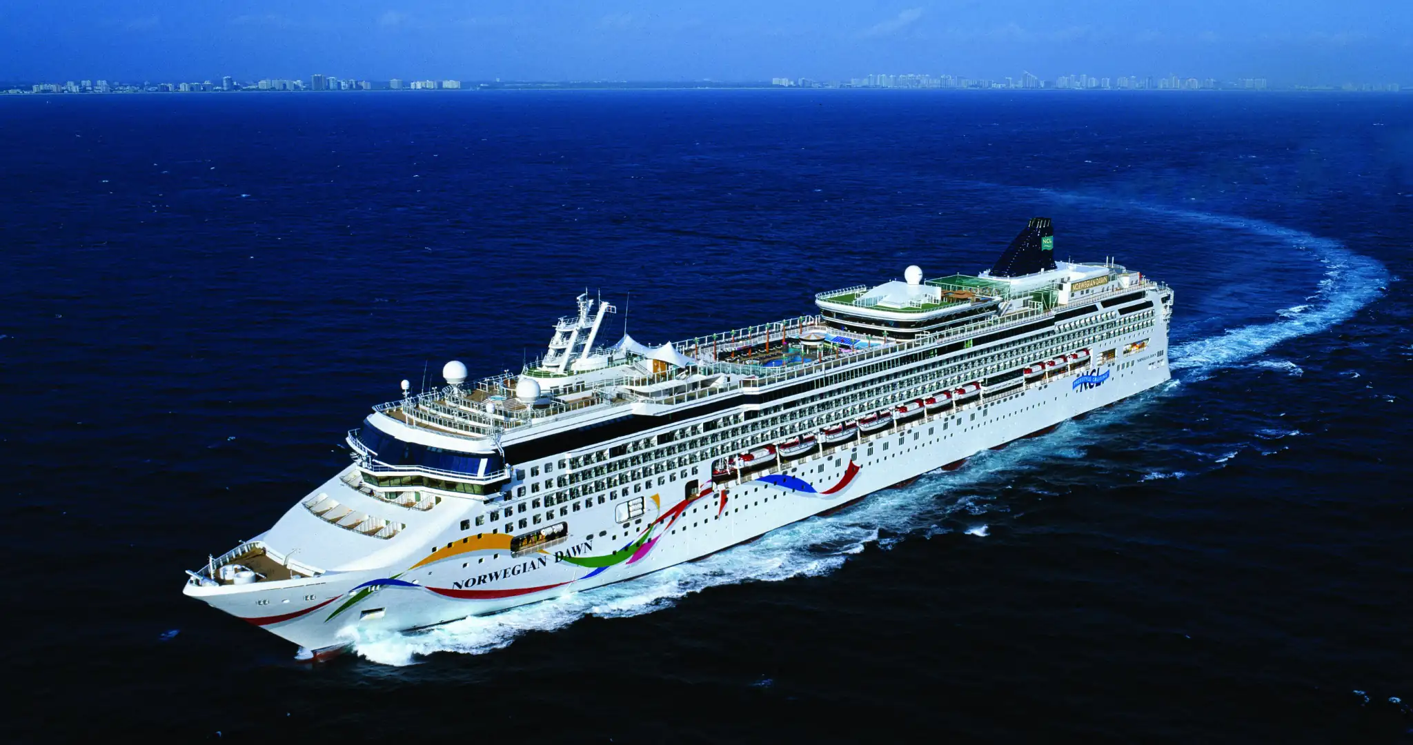 reservando-cruceros-ncl-barcos-dawn